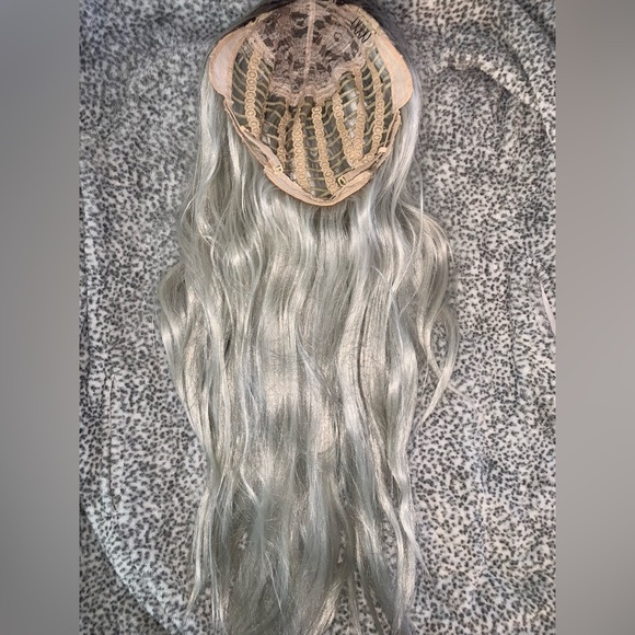 Stunning Ombré Wig - Picture 2 of 2